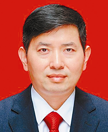 范继跃同志简历