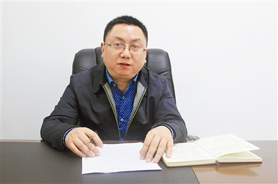 校长:谭坤