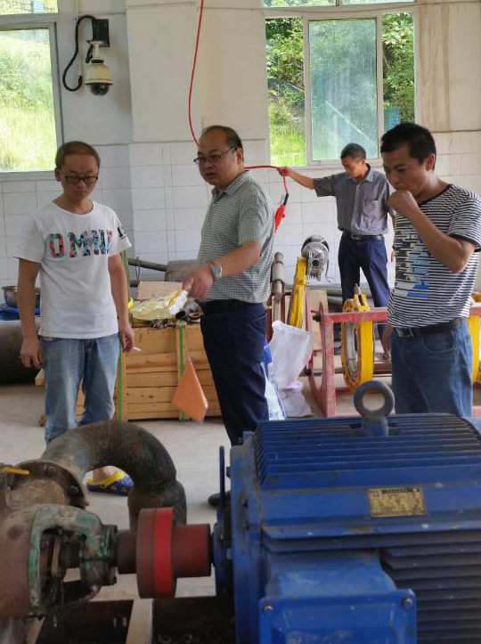 达川区乡镇供水总站国庆节前开展安全生产大