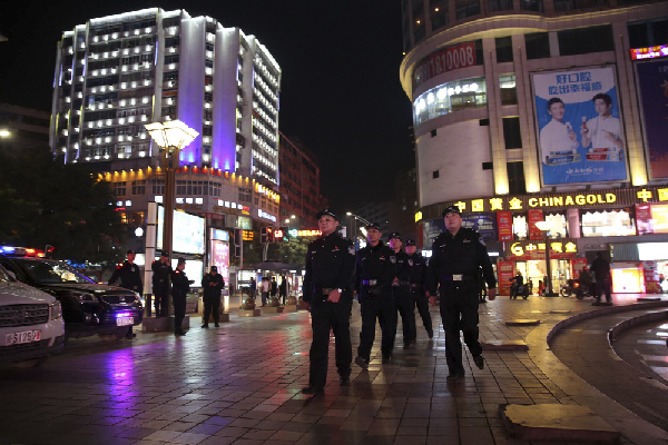 大东街人口_韶关百年东街图片(3)