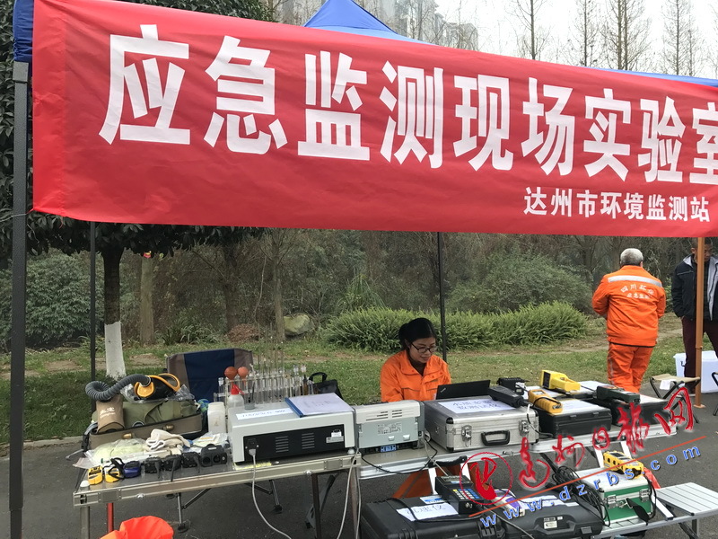 环境监测员黄梅:每月采样上百个,只为那一汪清