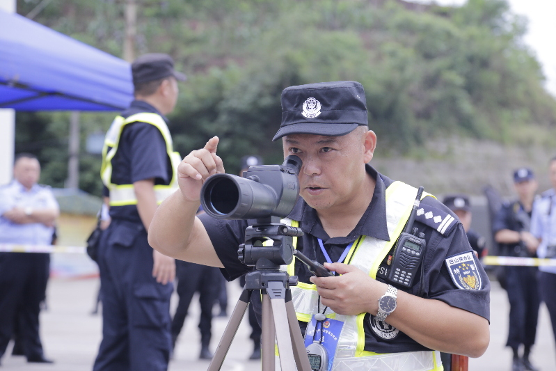 达州市公安机关开展2018年特巡警大比武