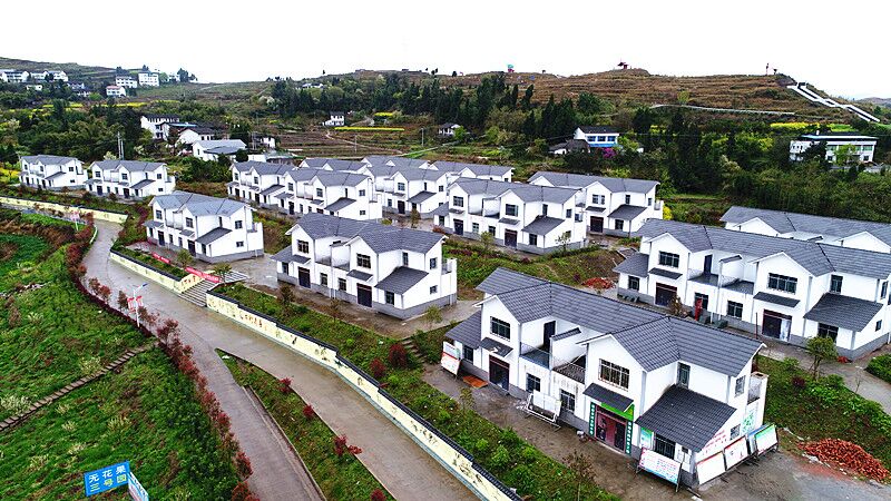 花石镇人口_上有登陆红色城市,必将一路长红(2)