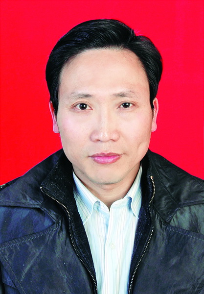 万源市经济总量_万源市井溪乡邓华(2)
