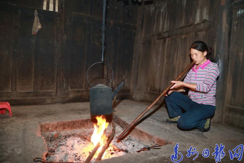 【壮丽70年】大山里农家厨房"变脸"袅袅炊烟渐成记忆