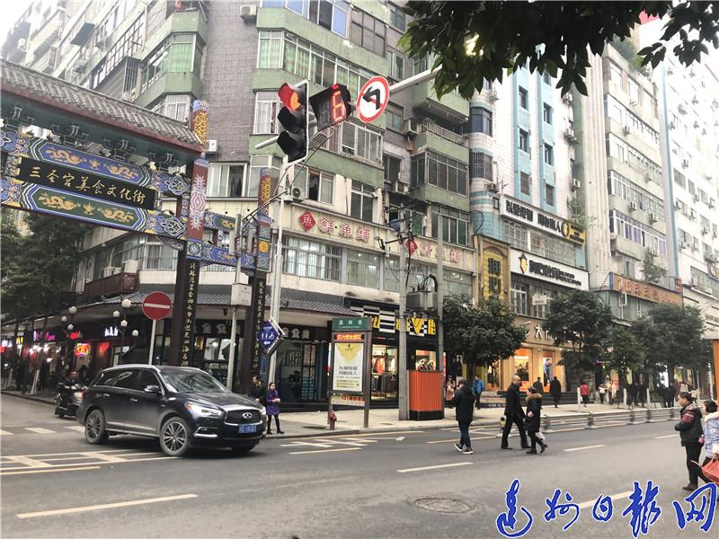 街道大概有多少人口_保田镇有多少人口(3)