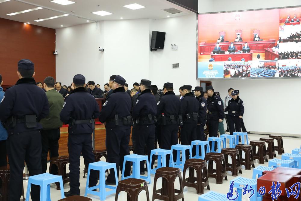 称霸一方道德败坏欺压残害群众渠县黑老大被判刑25年