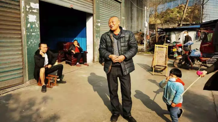 镇平有多少人口_镇平县不愧是玉都,全县面积不多人口已上百万(2)