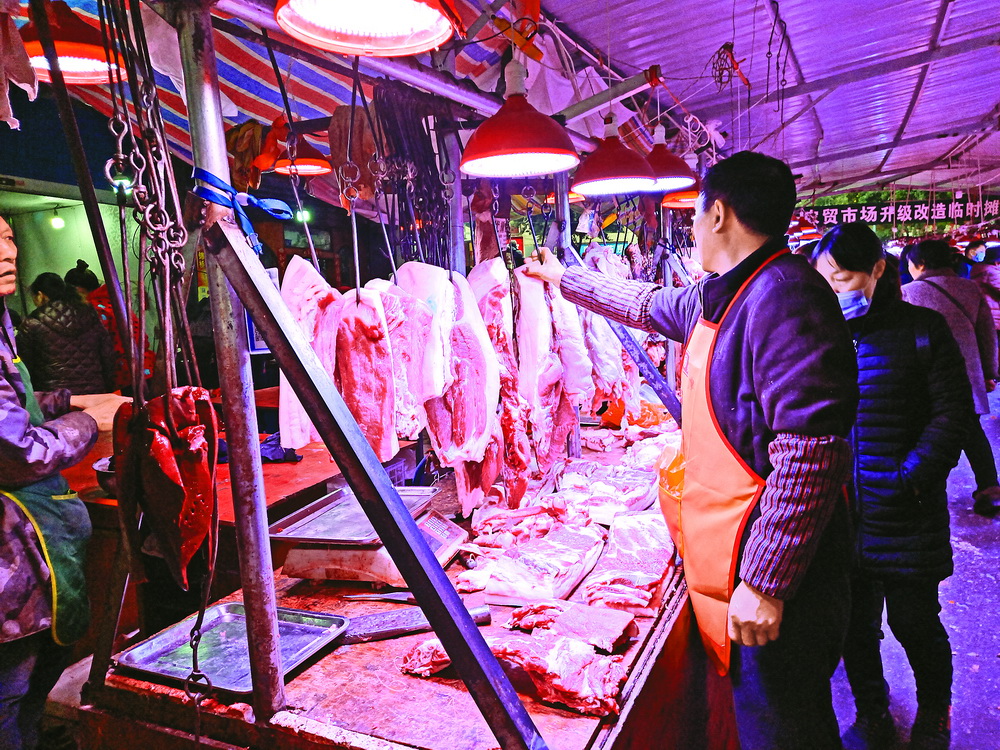  新年的腳步越來越近 達城香腸臘肉市場火爆