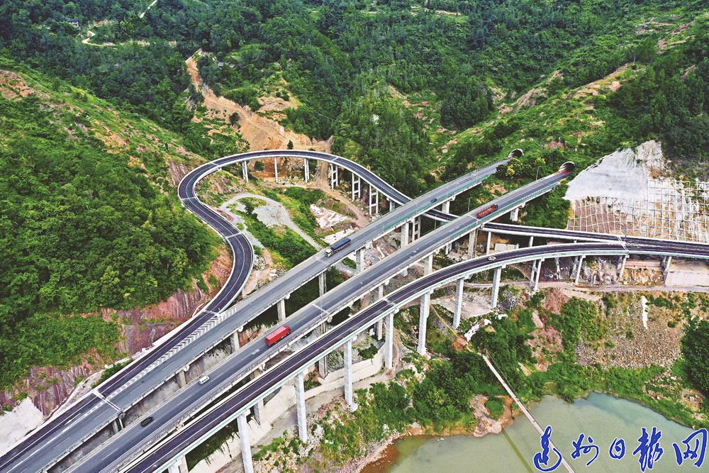 宣汉县2020年GDP_看完家乡的房价,蓉漂已经没有退路