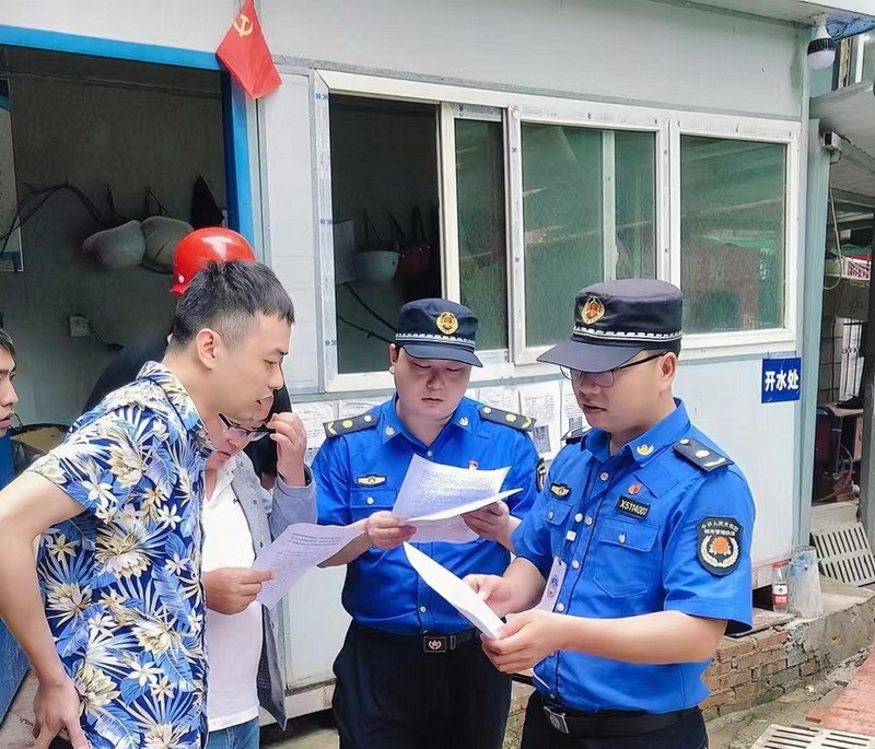  按下“静音键”护航中高考！他们这样做...