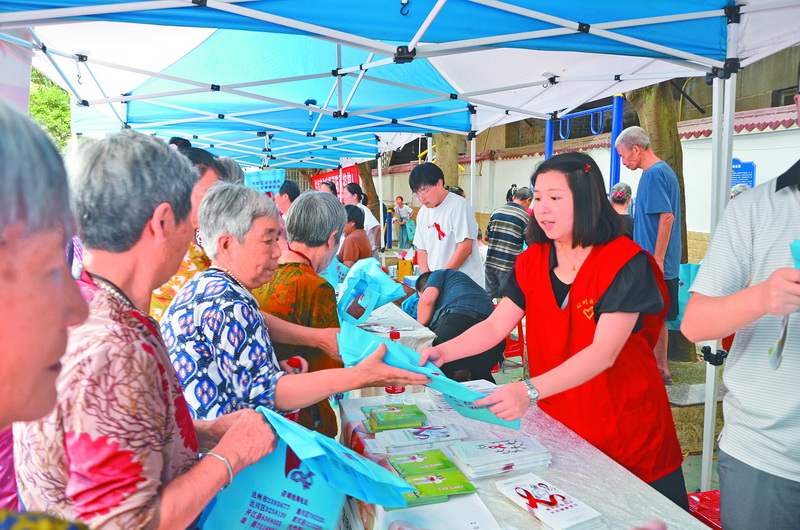  达州市疾控中心：加强监测和宣传 让更多人了解艾滋病