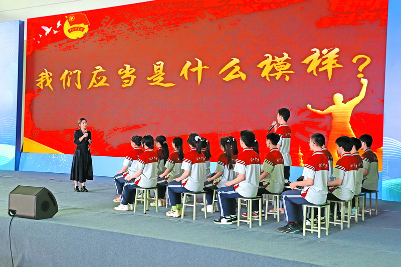  开江县举行第二届“红烛杯”德育干部风采大赛