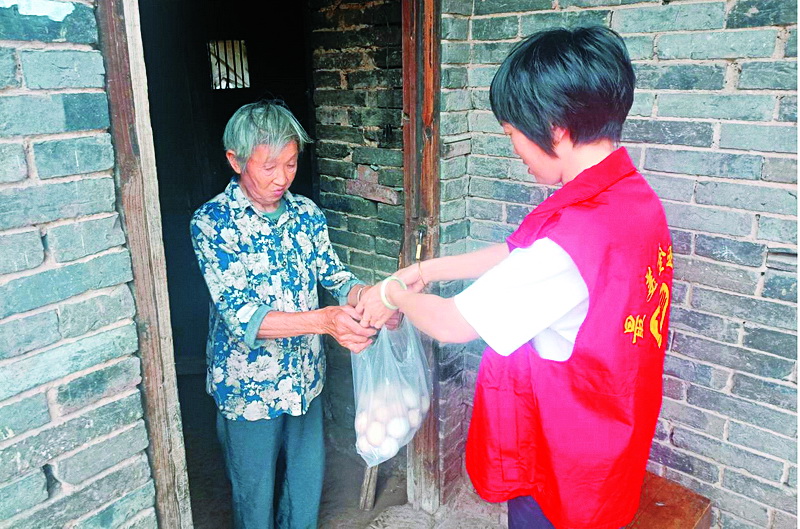  金垭镇金丰村：帮办代办暖人心