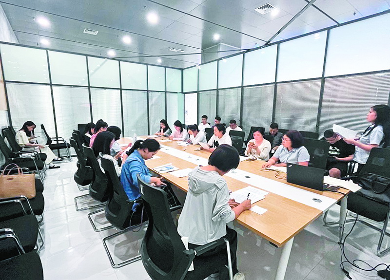  达州高新区行政审批局完善制度建设 规范中介机构