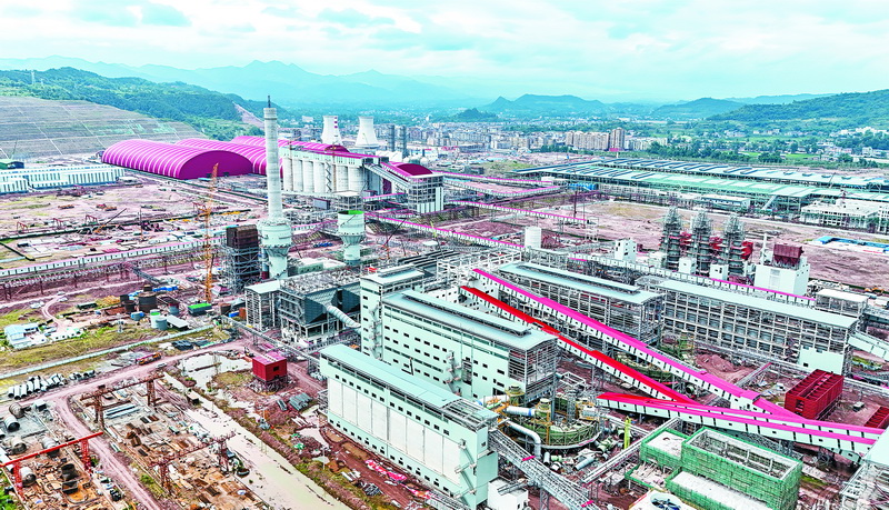  达钢搬迁升级项目建设现场→