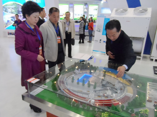 品信机械携科技成果参加国际科技博览会首展 