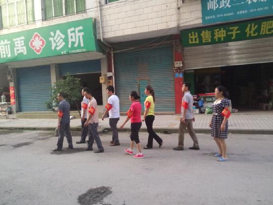 开江县天师镇义务巡逻队助阵平安社区创建 -