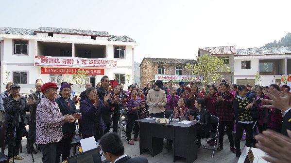 不给赡养费 老人状告4个子女