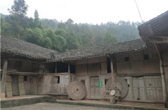 加丰村人口_临平新丰村鸡图片(2)