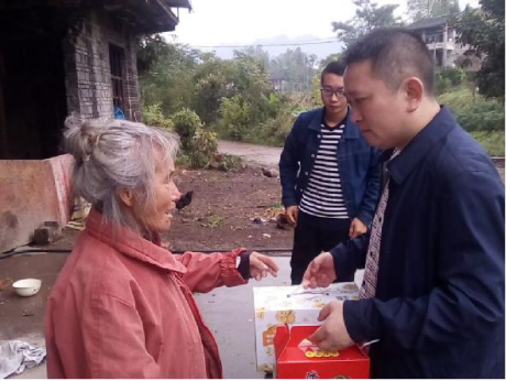 开江县天师镇开展民情走访解决群众诉求活动 